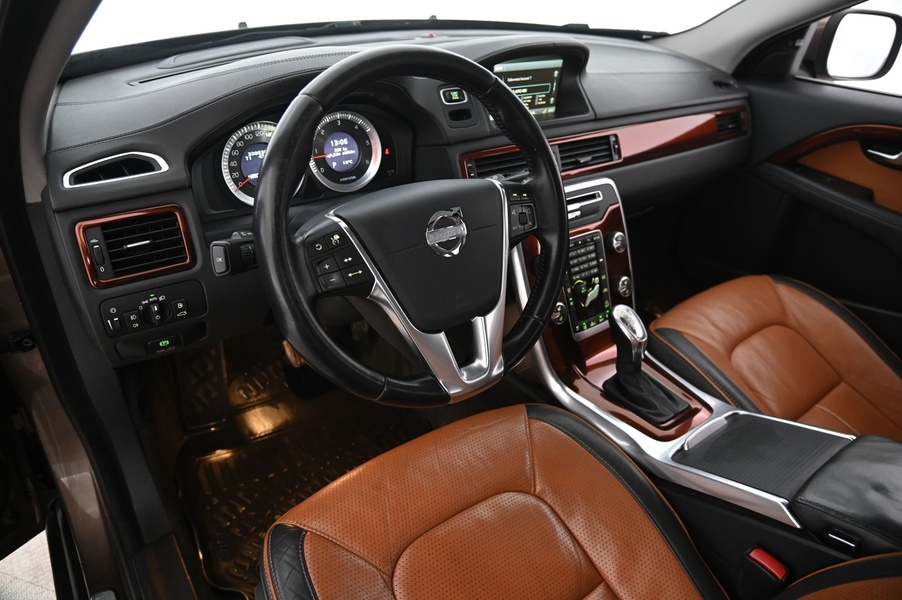 Volvo XC70 vaihtoauto