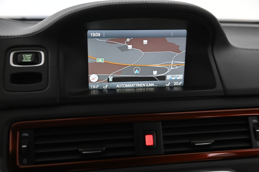 Volvo XC70 vaihtoauto