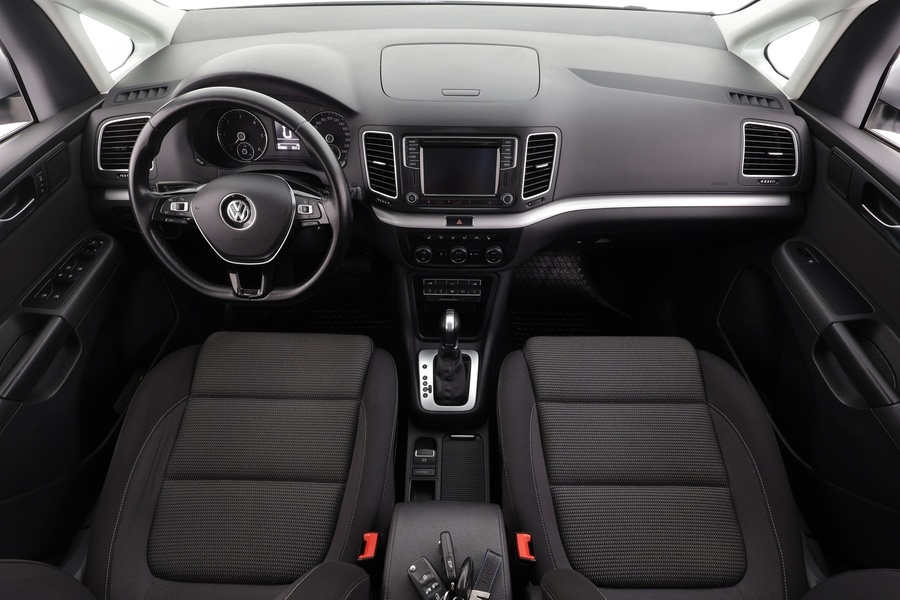 Volkswagen Sharan vaihtoauto