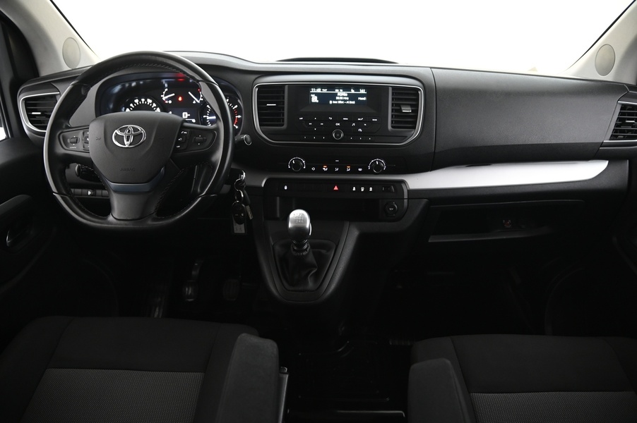 Toyota Proace Verso vaihtoauto