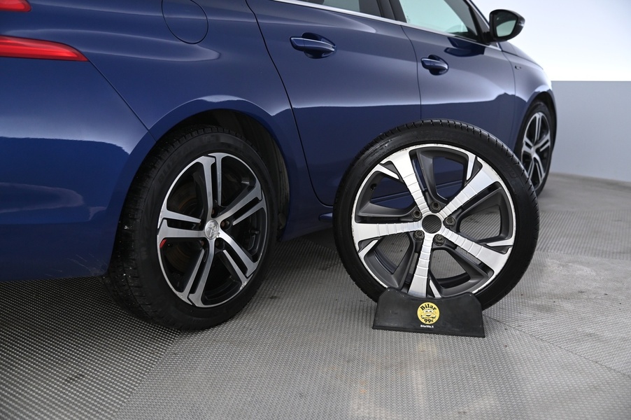 Peugeot 308 vaihtoauto