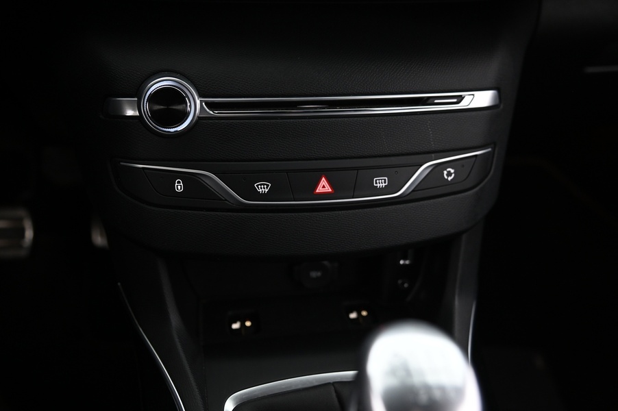 Peugeot 308 vaihtoauto