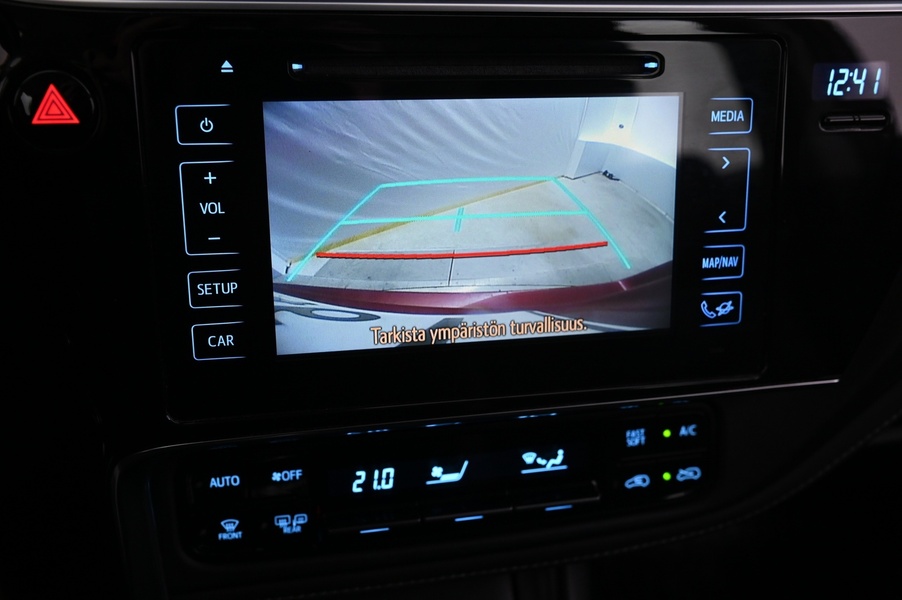 Toyota Auris vaihtoauto