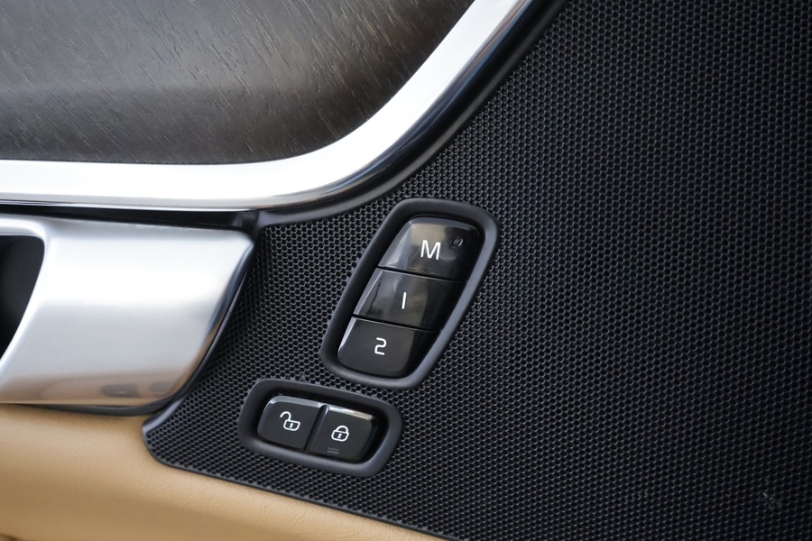 Volvo V90 Cross Country vaihtoauto