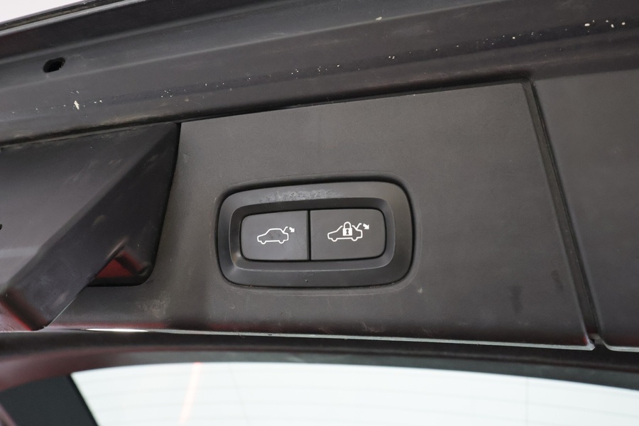 Volvo V90 Cross Country vaihtoauto