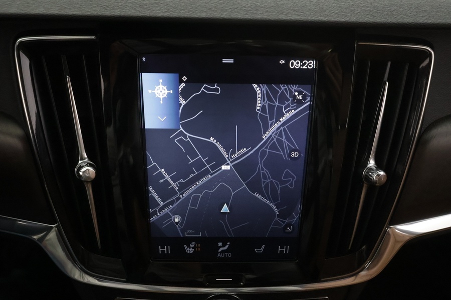 Volvo V90 Cross Country vaihtoauto