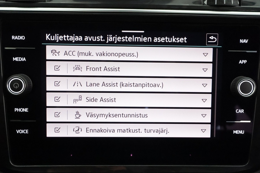 Volkswagen Tiguan vaihtoauto