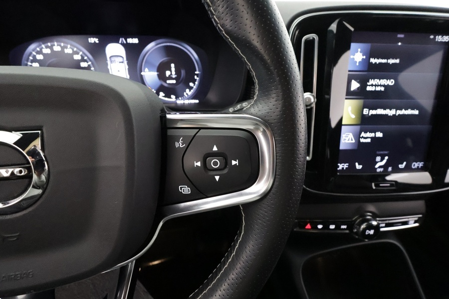 Volvo XC40 vaihtoauto