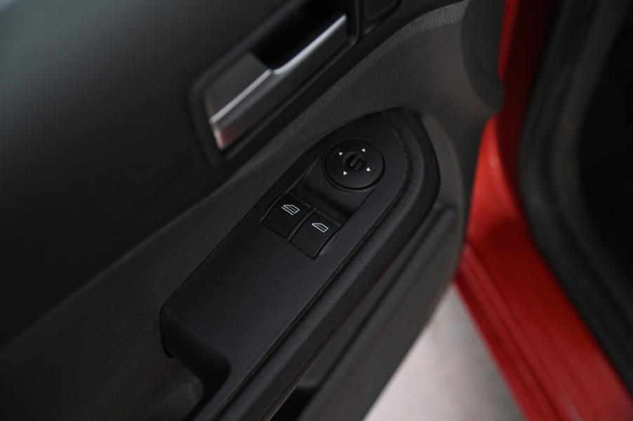 Ford Focus C-MAX vaihtoauto