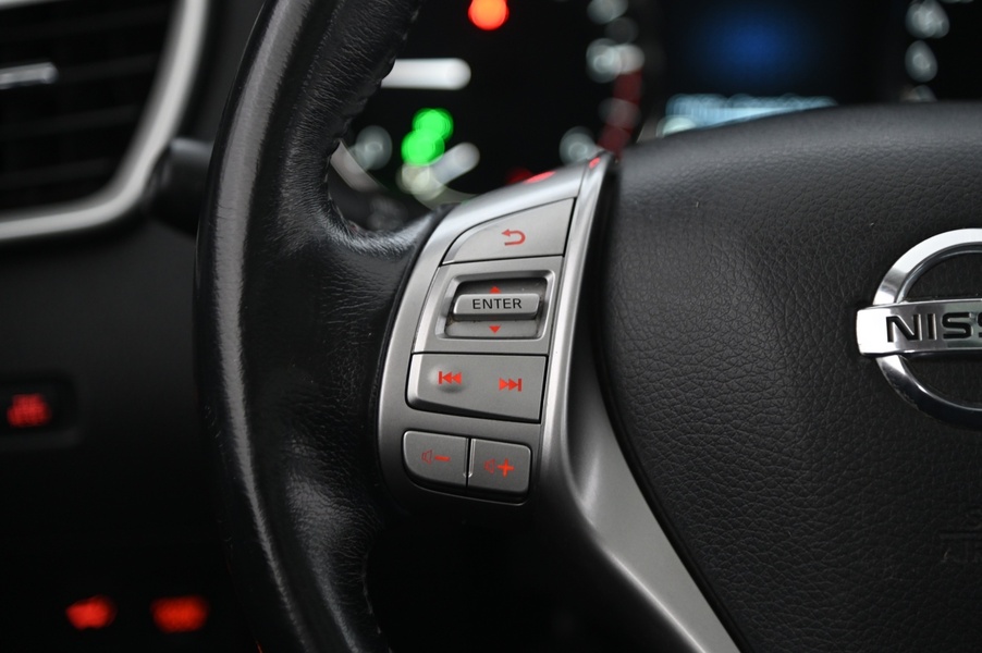 Nissan X-Trail vaihtoauto