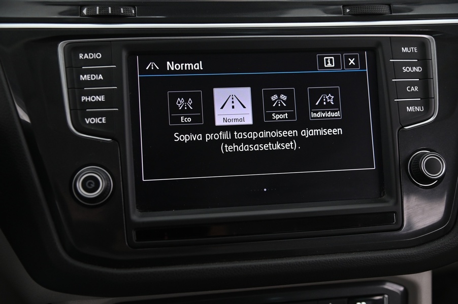 Volkswagen Tiguan vaihtoauto