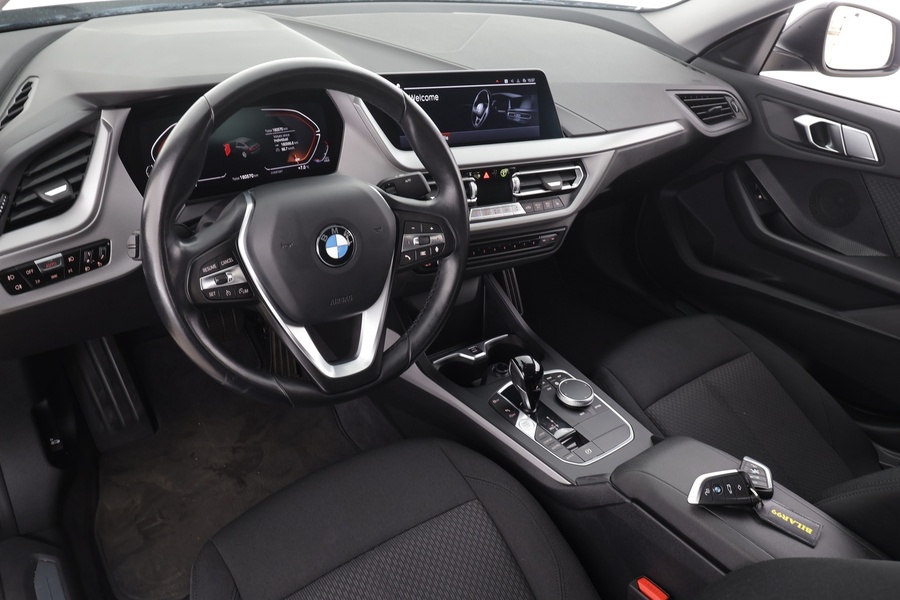 BMW 218 vaihtoauto