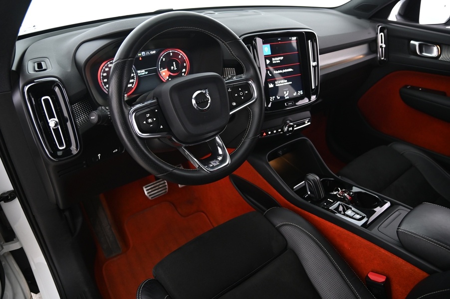 Volvo XC40 vaihtoauto