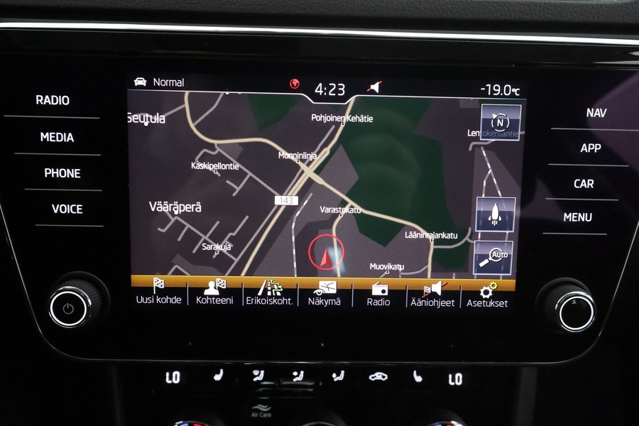 Skoda Superb vaihtoauto