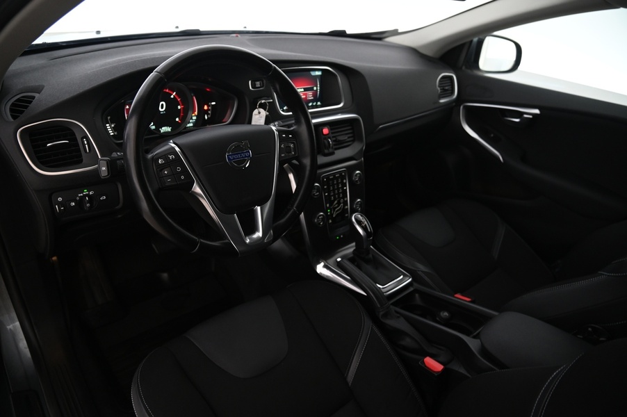 Volvo V40 vaihtoauto