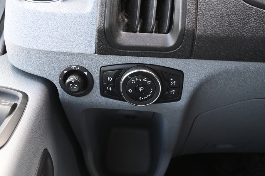 Ford Transit vaihtoauto
