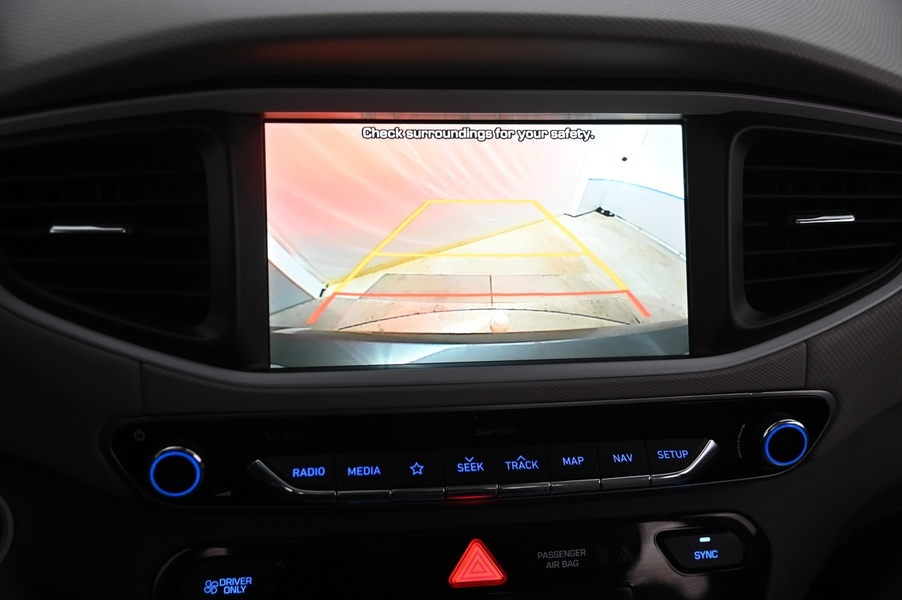 Hyundai IONIQ plug-in vaihtoauto