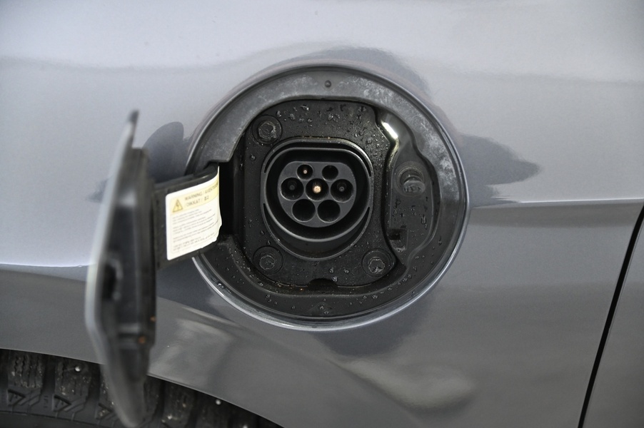 Hyundai IONIQ plug-in vaihtoauto