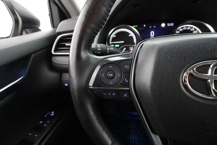 Toyota Camry vaihtoauto