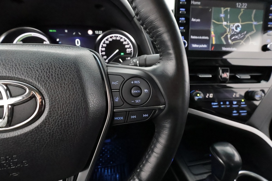 Toyota Camry vaihtoauto