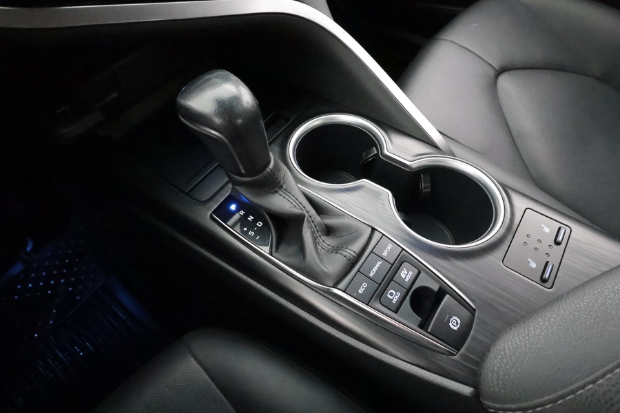 Toyota Camry vaihtoauto