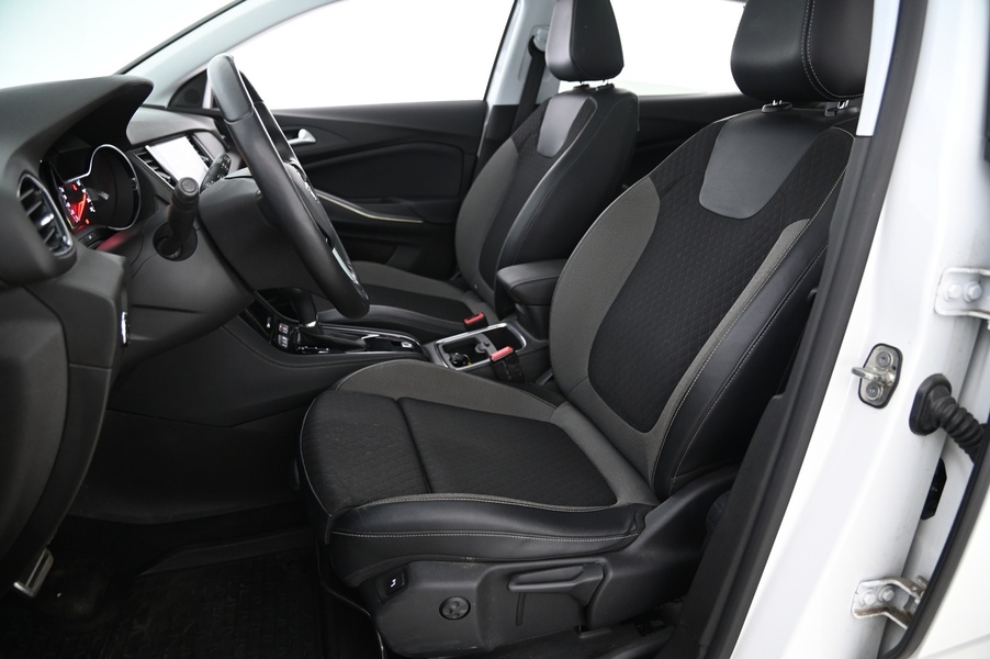 Opel Grandland X vaihtoauto