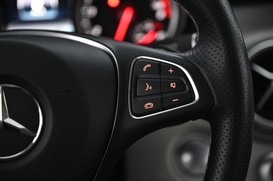 Mercedes-Benz GLA vaihtoauto