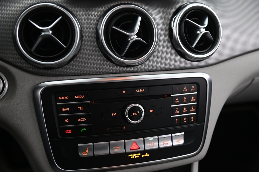 Mercedes-Benz GLA vaihtoauto