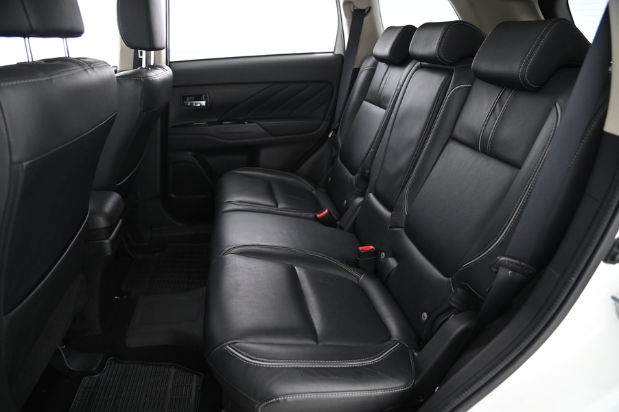 Mitsubishi Outlander vaihtoauto