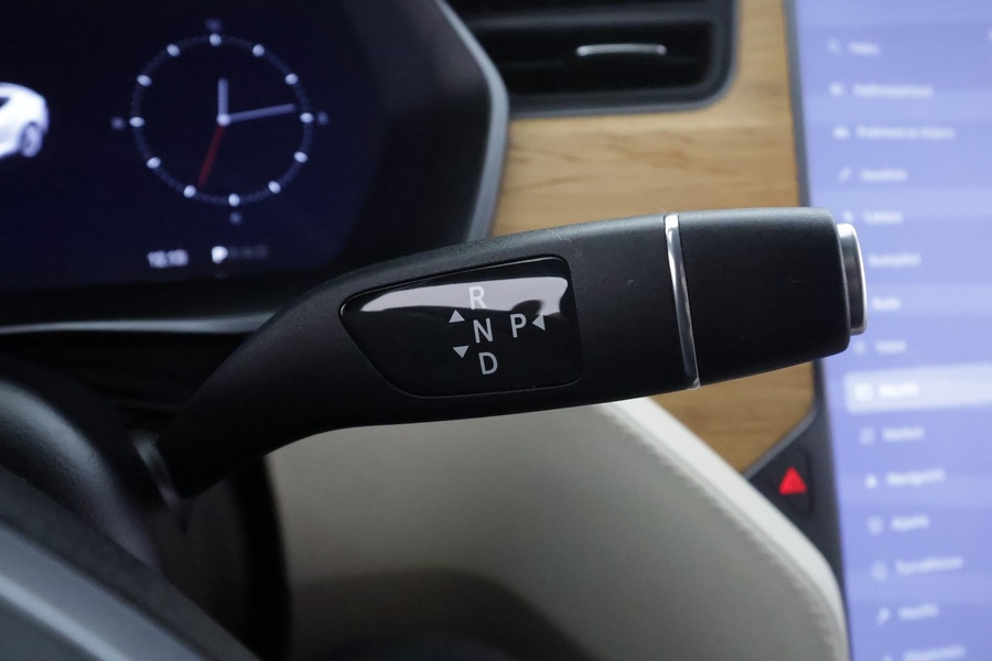 Tesla Model S vaihtoauto