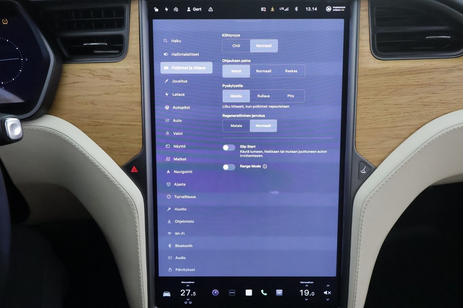 Tesla Model S vaihtoauto
