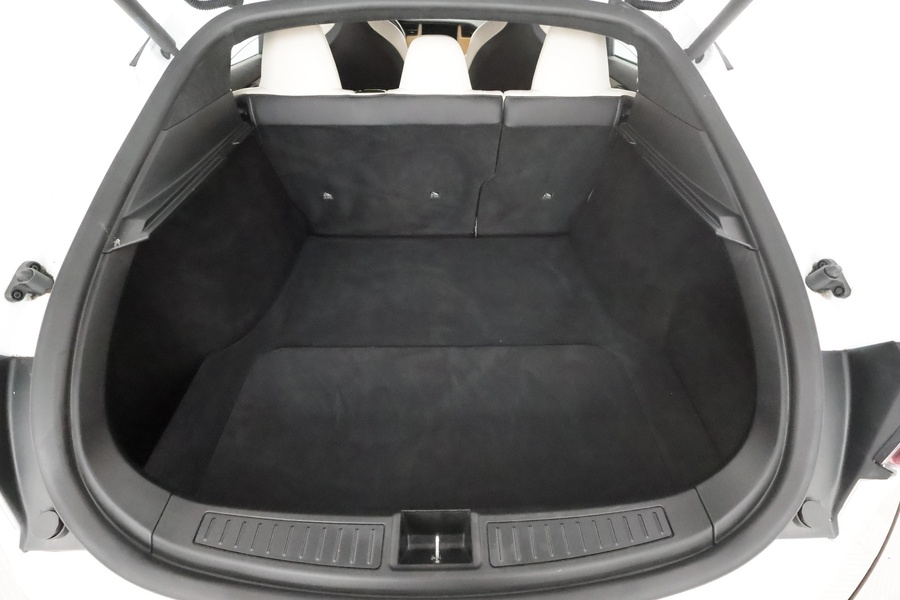 Tesla Model S vaihtoauto