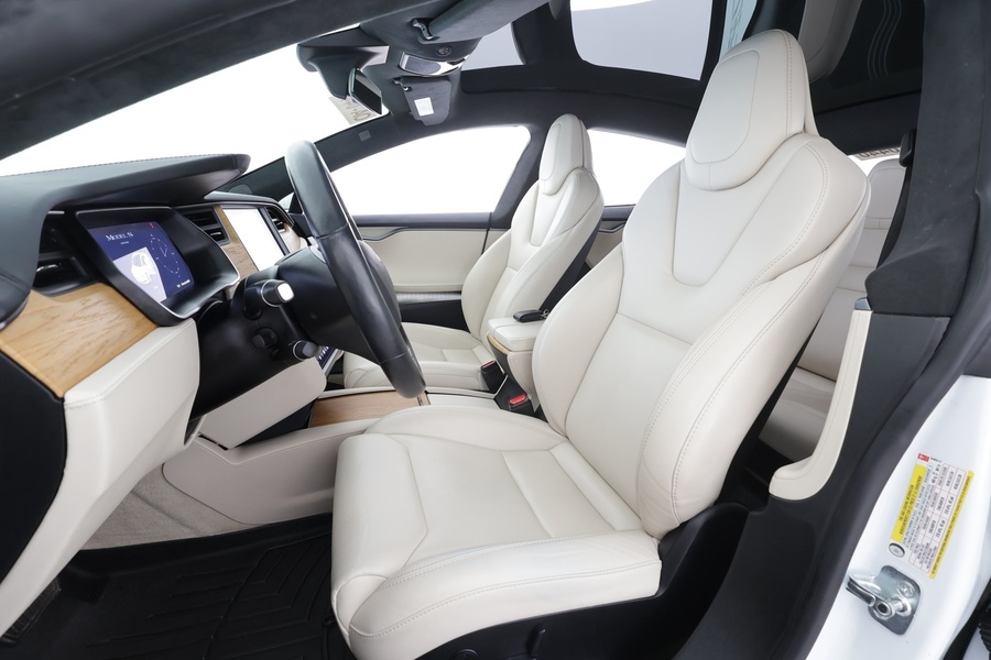 Tesla Model S vaihtoauto