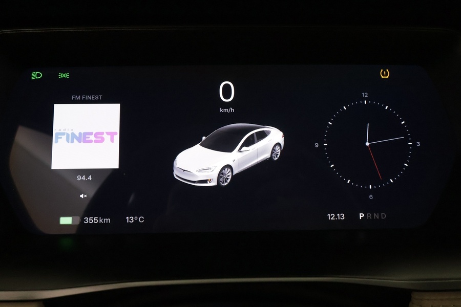 Tesla Model S vaihtoauto