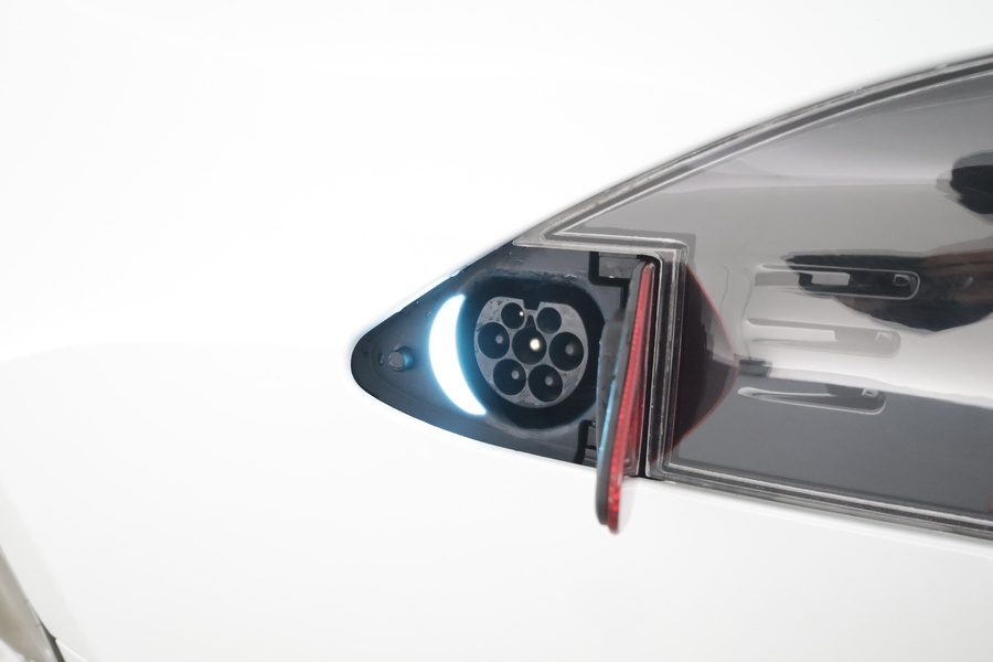 Tesla Model S vaihtoauto