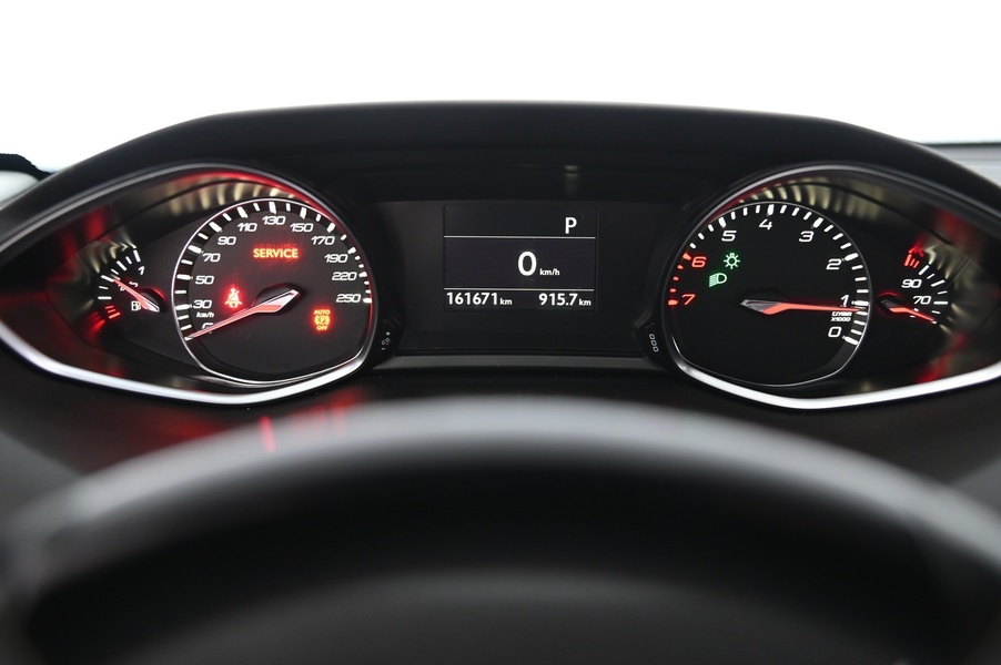 Peugeot 308 vaihtoauto