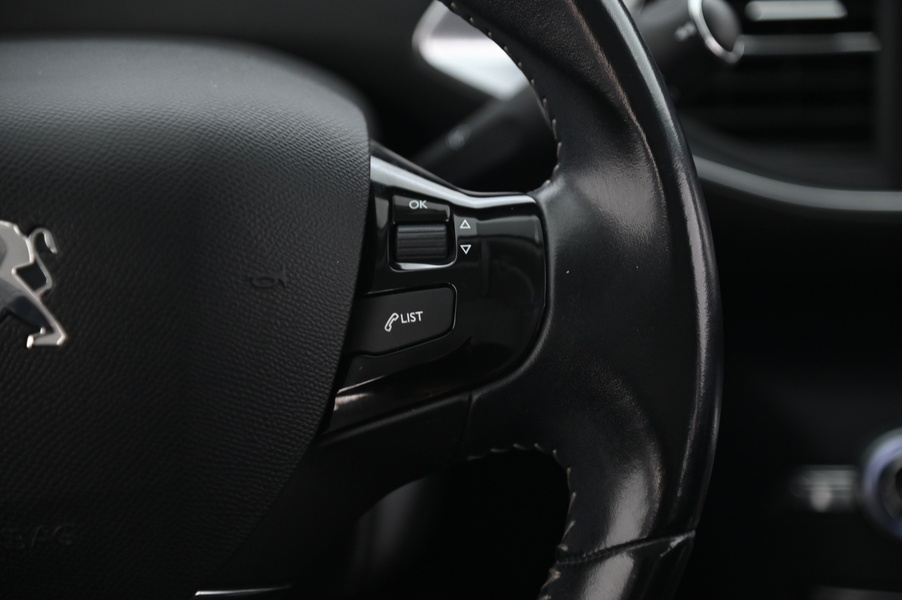 Peugeot 308 vaihtoauto