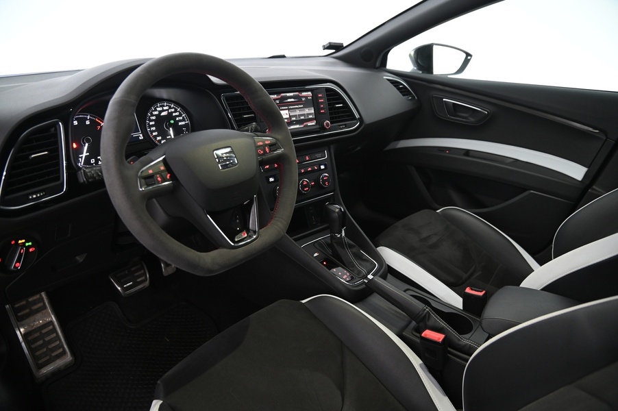 SEAT Leon ST vaihtoauto