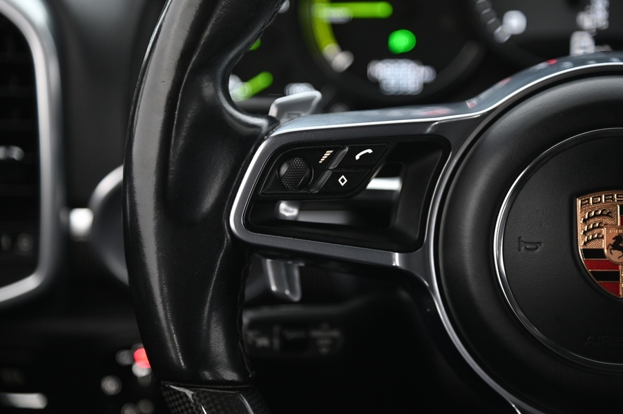 Porsche Cayenne vaihtoauto