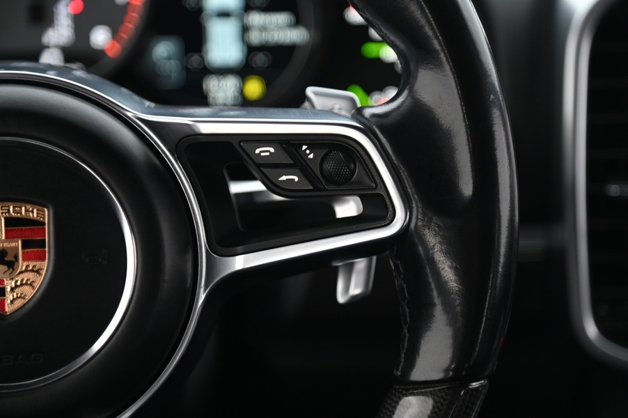 Porsche Cayenne vaihtoauto