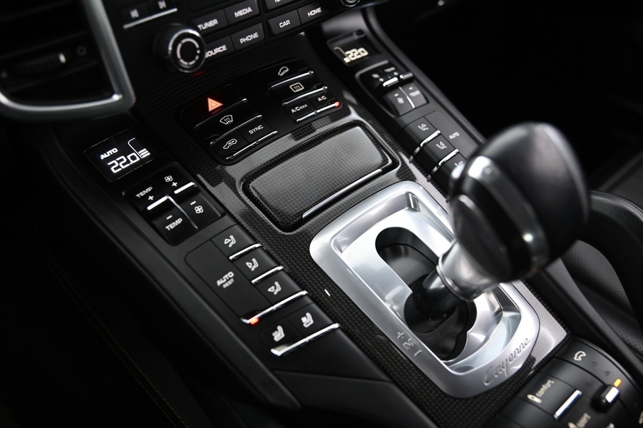 Porsche Cayenne vaihtoauto