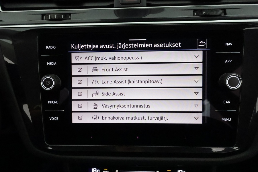 Volkswagen Tiguan vaihtoauto