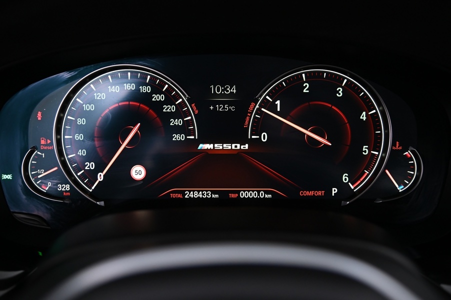 BMW M550d vaihtoauto