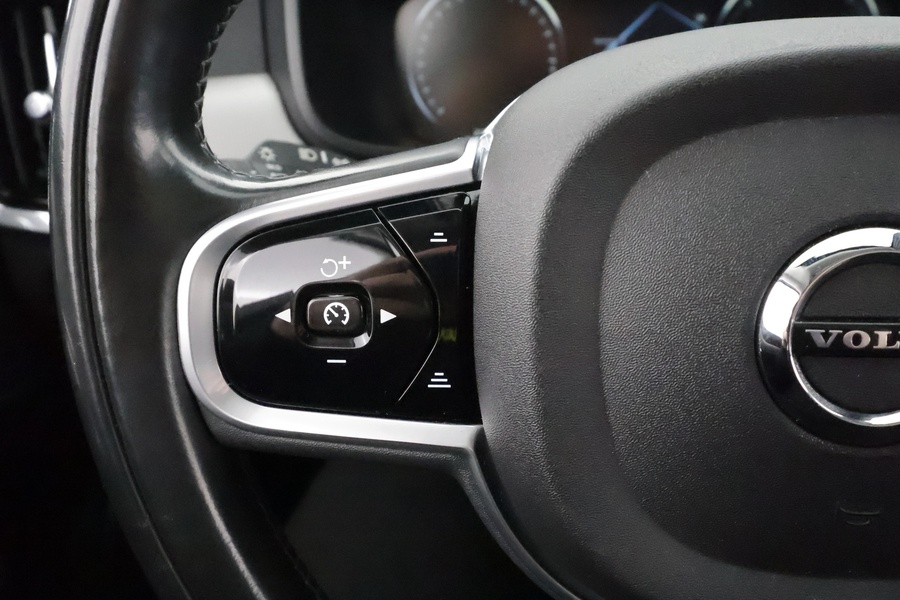 Volvo V90 Cross Country vaihtoauto