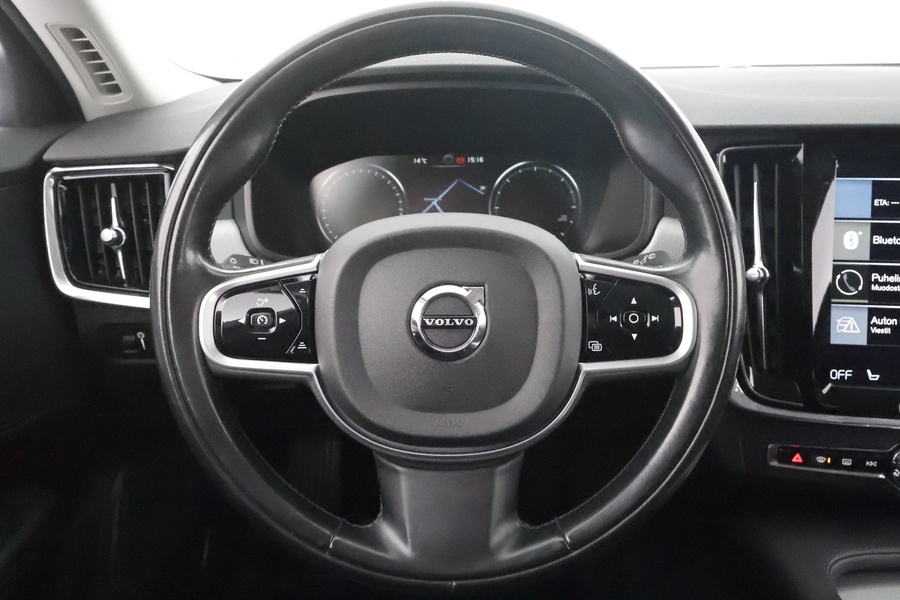 Volvo V90 Cross Country vaihtoauto