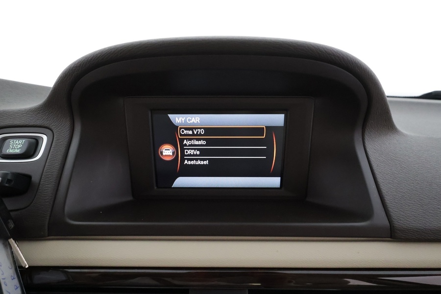 Volvo V70 vaihtoauto