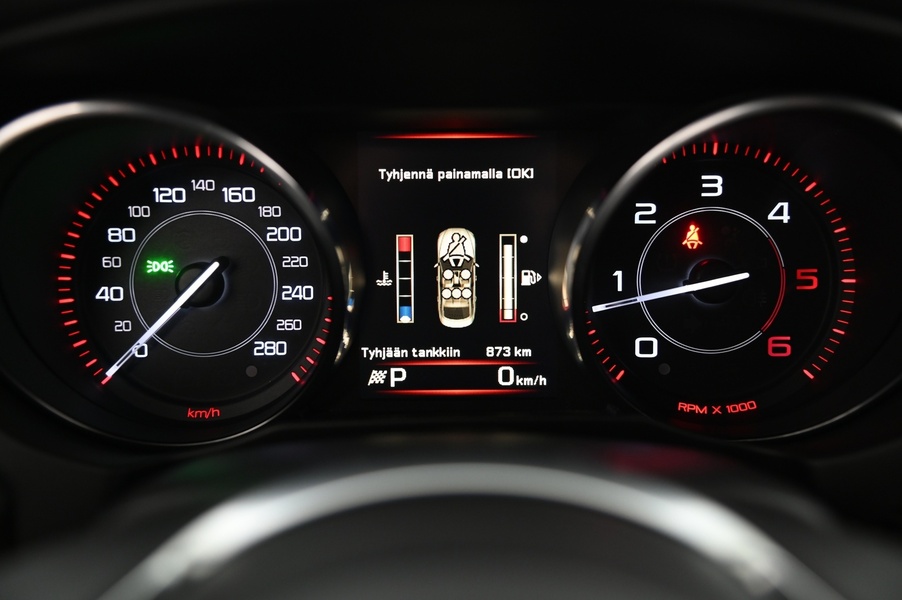 Jaguar XE vaihtoauto