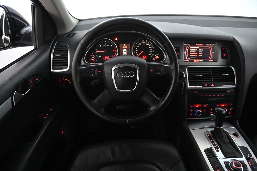 Audi Q7 vaihtoauto