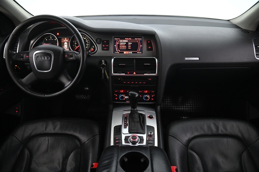 Audi Q7 vaihtoauto