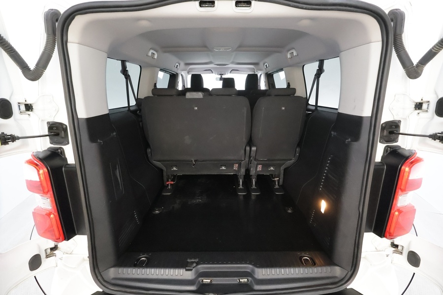 Toyota Proace Verso vaihtoauto